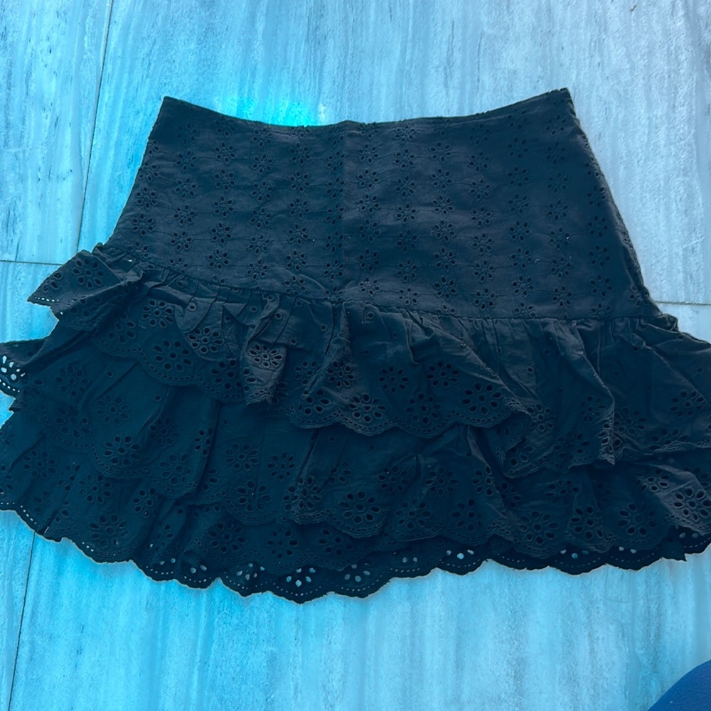 black mini skirt